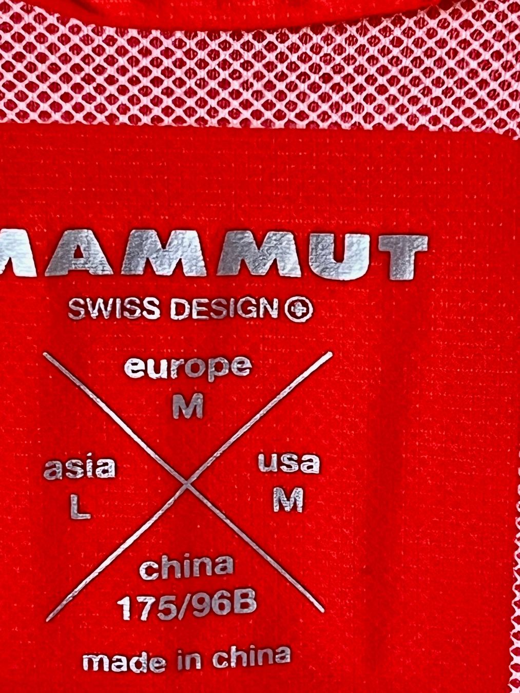 Mammut Giacche: MAMMUT Rainspeed Jacket, dark orange, ultralight, GrM/50 – Nuovo e nell'imballaggio originale da Adliswil venduto da vette56 7