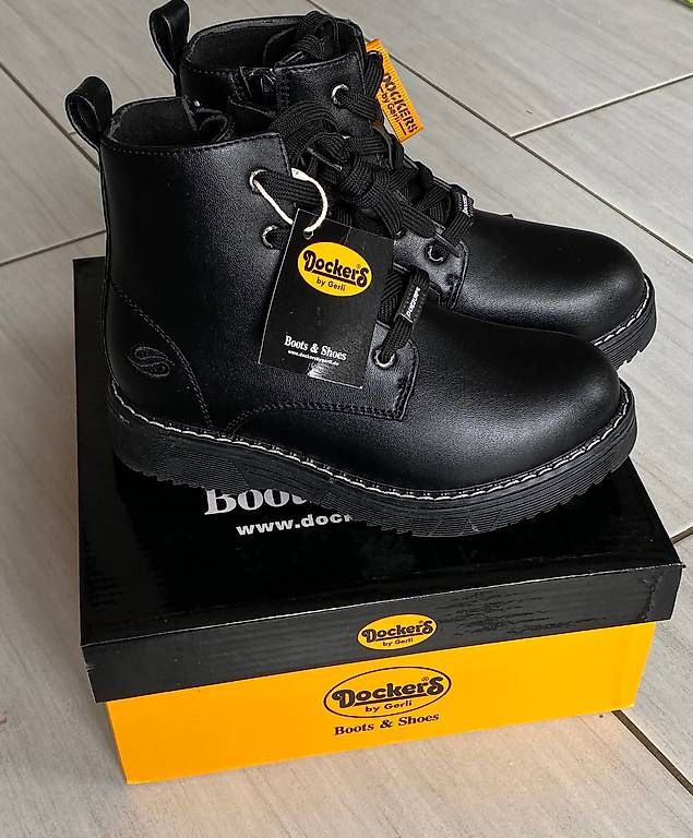Scarpe per ragazzi: Dockers Schuhe 33 neu – Usato da Fehren venduto da Flugzeug1177
