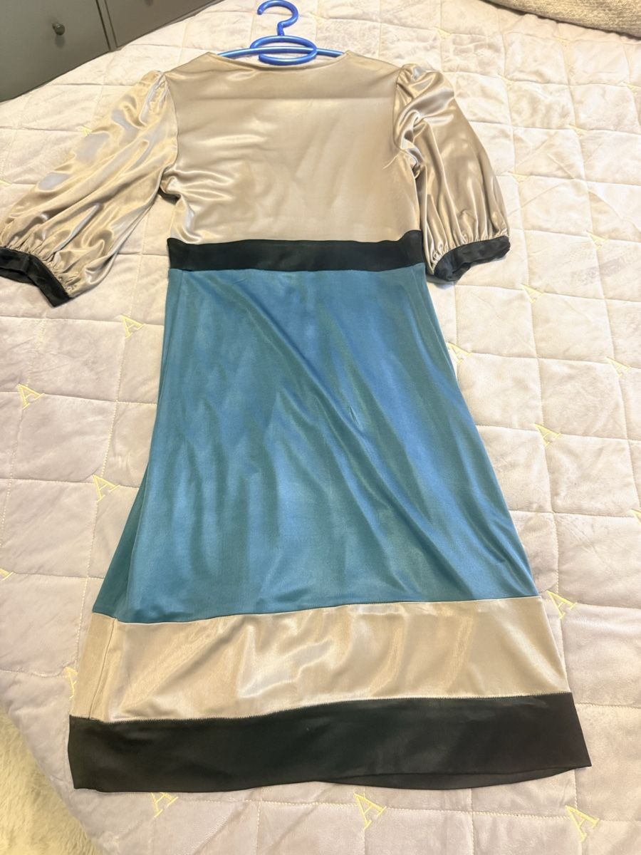 Vestiti: BCBG silky dress – Usato da Genève venduto da iri_f78b 1