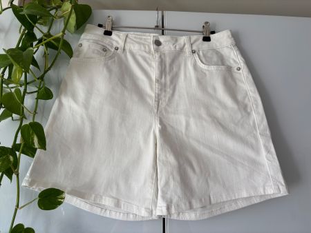 SELECTED FEMME weisse Shorts Gr. 40