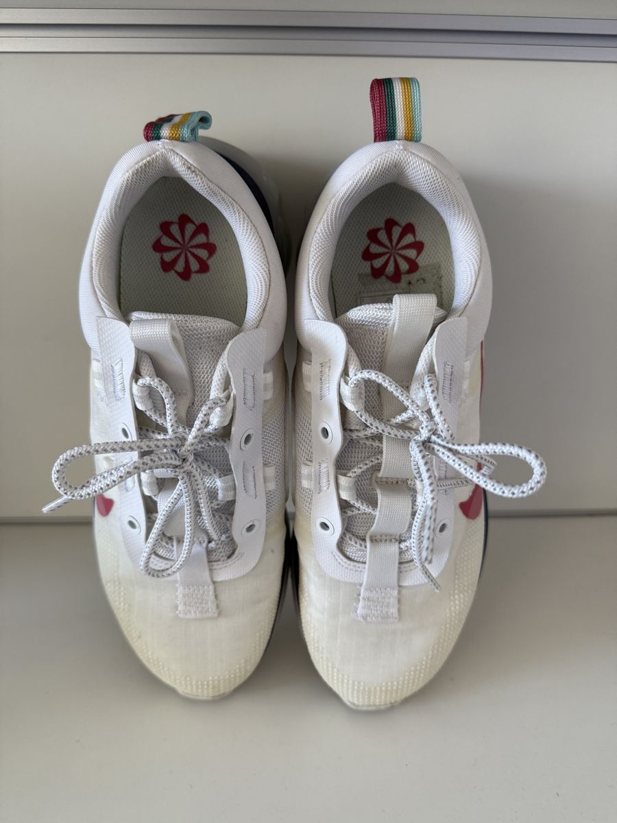 Nike Scarpe da uomo: Nike Air Max 270 weiss Gr. 41 – Usato da Zürich venduto da JOD213 1