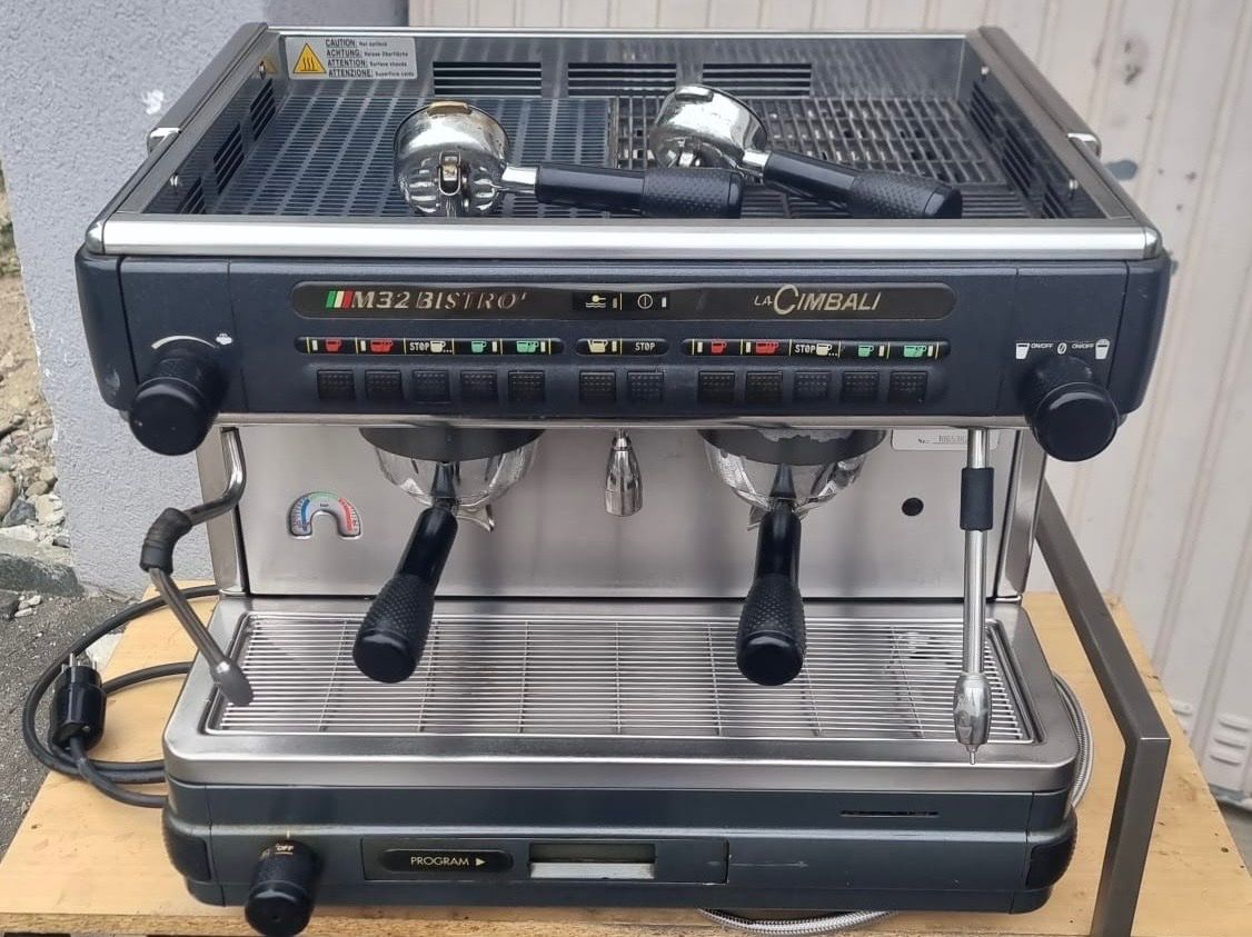 Machines à café & Machines à expresso: LaCimbali M32 Bistro – D'occasion à Spreitenbach par durmis04