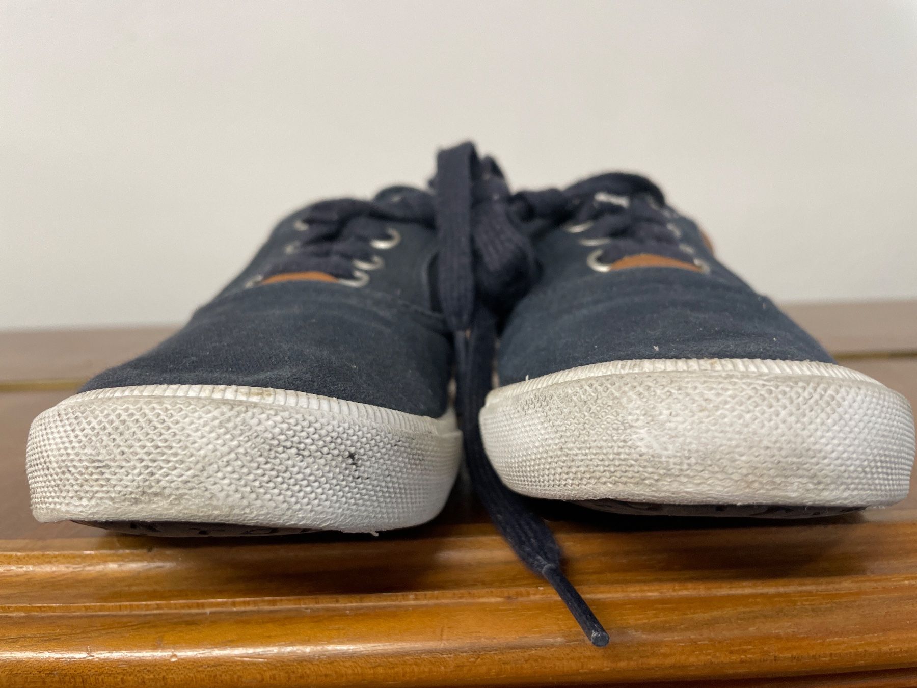 Tommy Hilfiger Scarpe per ragazzi: TOMMY HILFIGER Sneaker Gr. 31 – Usato da Frasnacht venduto da GracyStore 3