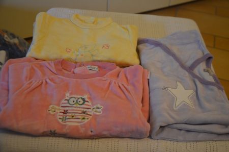 TAILLE 68 - 3 PIJAMA