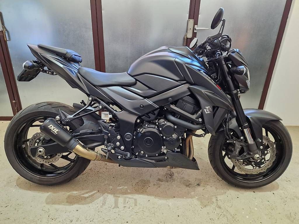 Strada: Suzuki GSXS 750 – Usato da Kölliken venduto da Chilfiker