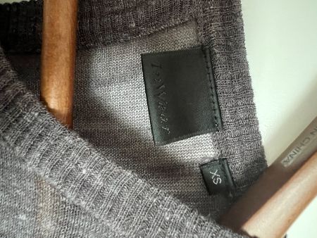 In wear - oversized pullover