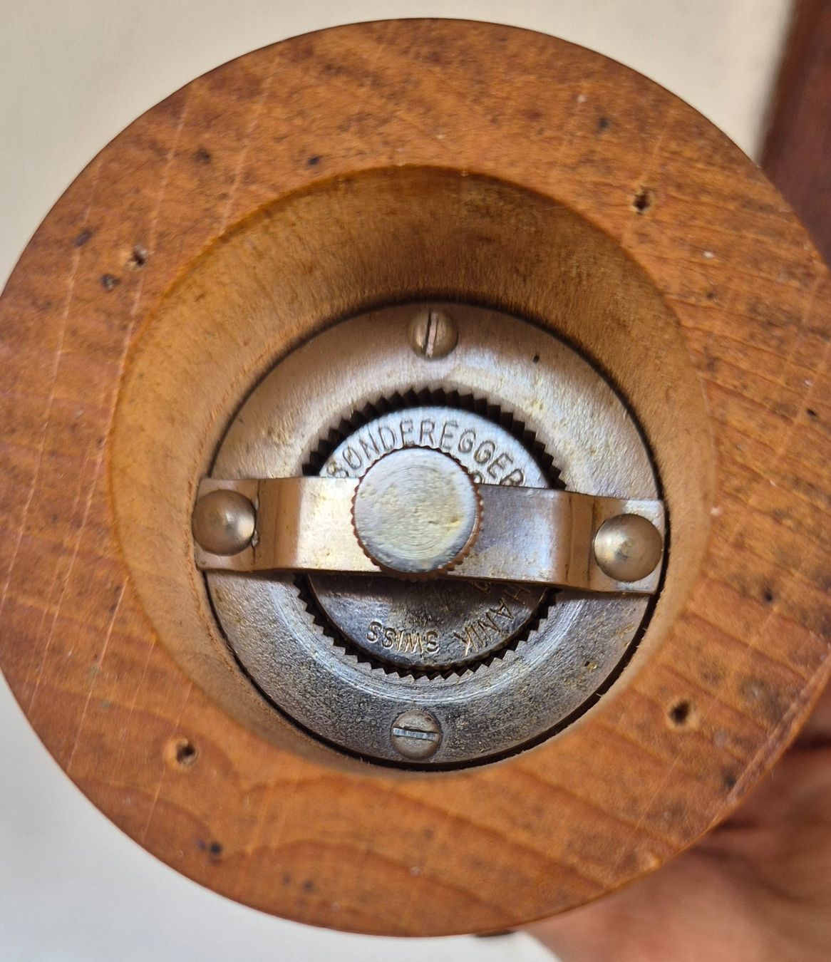 Elettrodomestici da cucina: Pfeffermühle in Hydrant Form von Sonderegger Mechanik – Usato da Neerach venduto da SilliS 2
