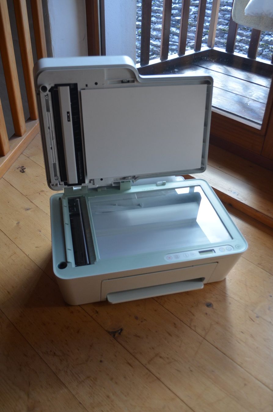 Hewlett Packard Stampanti: HP DeskJet Plus 4122 All-in-One Printer – Usato da Peccia venduto da LillyMarie98 1