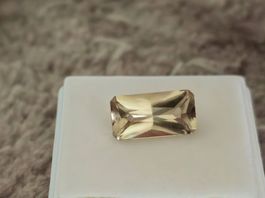Csarite,Diaspore Farbwechsel