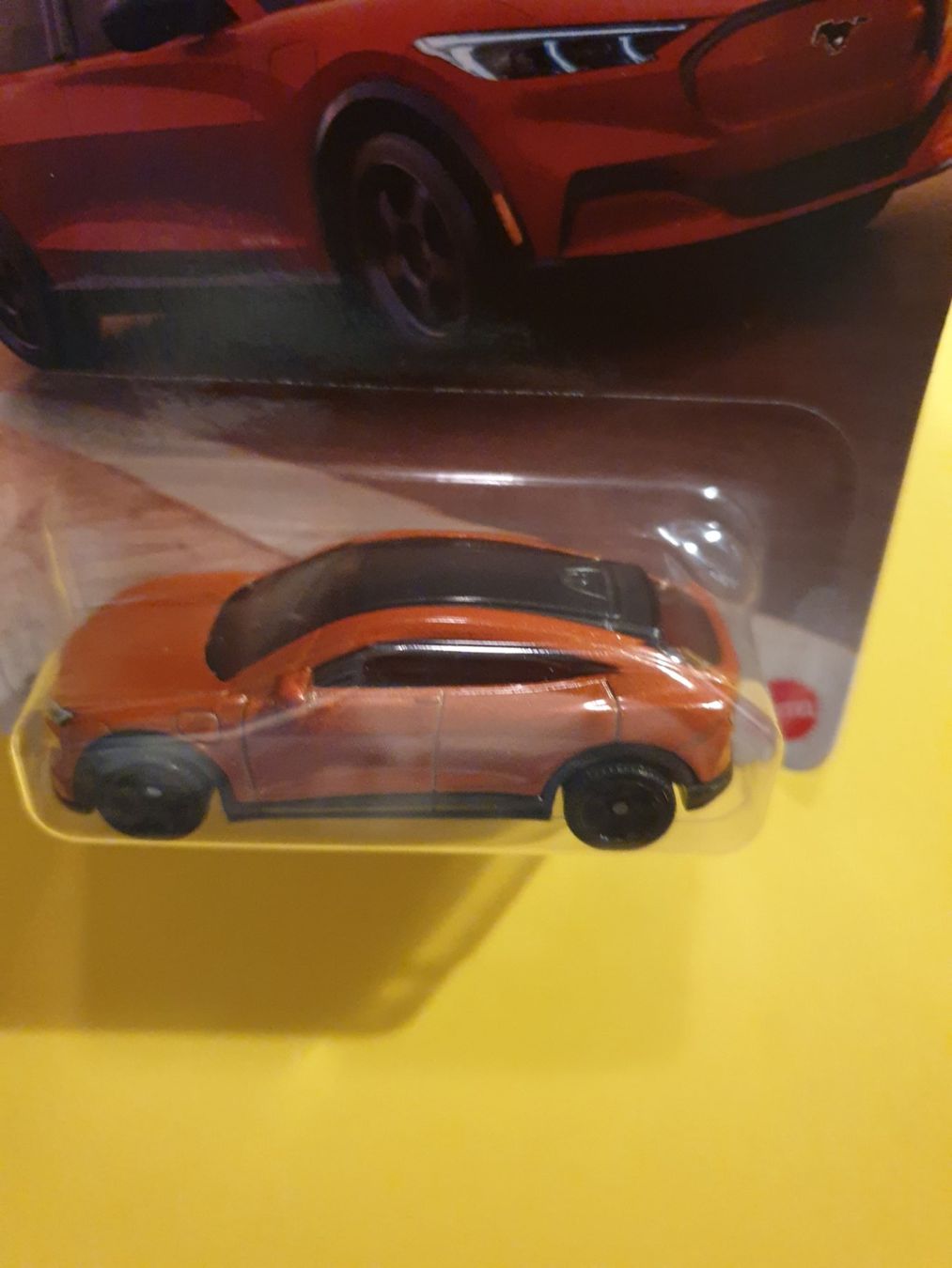 Matchbox Modellini d'auto: Matchbox 2021 FORD MUSTANG MACH-E – Nuovo e nell'imballaggio originale da Oftringen venduto da Rotor 4
