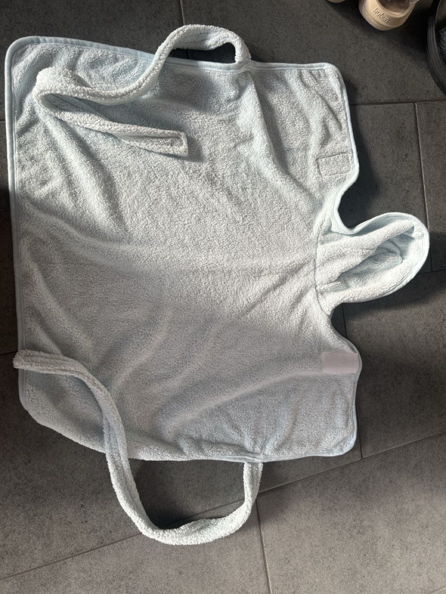 Abbigliamento: Hunde -Badetuch mit Kapuze, hellblau – Usato da Mühledorf SO venduto da Dania77 4
