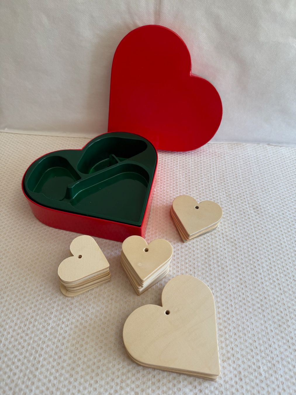 Tutte le decorazioni: Coeur en bois pour bricolage – Usato da Sion venduto da accroshoes 1