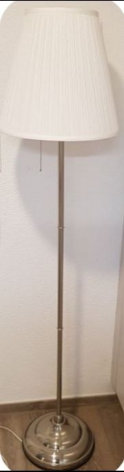 Lampade: Stehlampe, Stehleuchte, Höhe 154 cm – Usato da Mauensee venduto da Braut-kleid 1