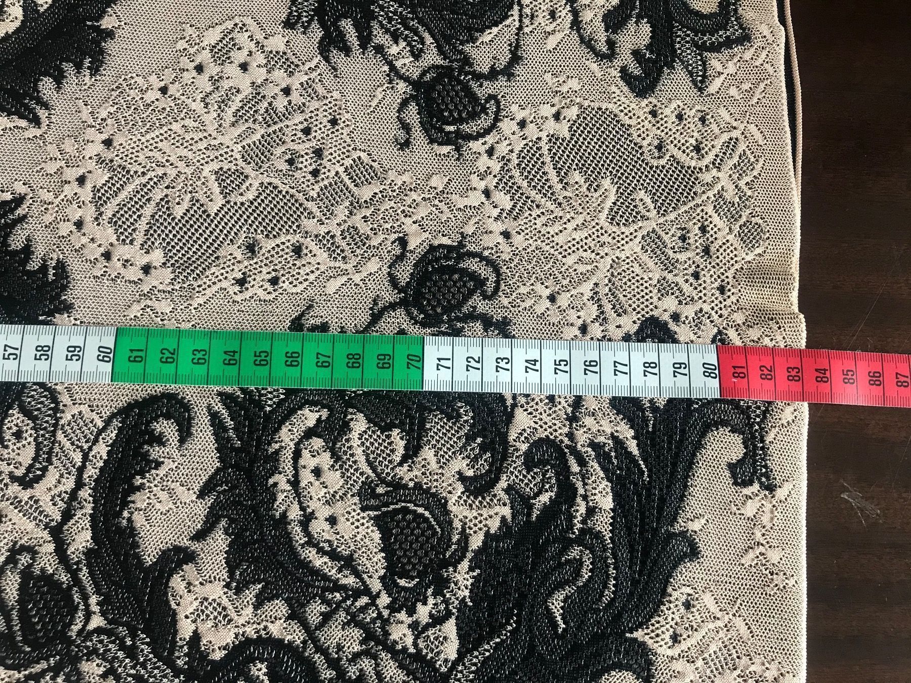 Alexander Mcqueen Vestiti: Alexander Mcqueen  Kleid – Usato da Bäch SZ venduto da ruslena29 7