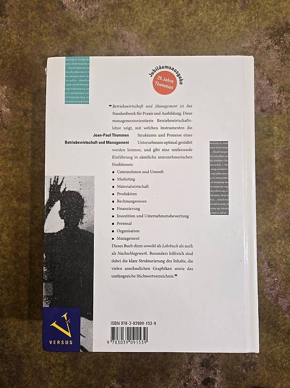 Livres: Buch: Betriebswirtschaft und Management – D'occasion à Kloten par Kenneth_Iselin 2