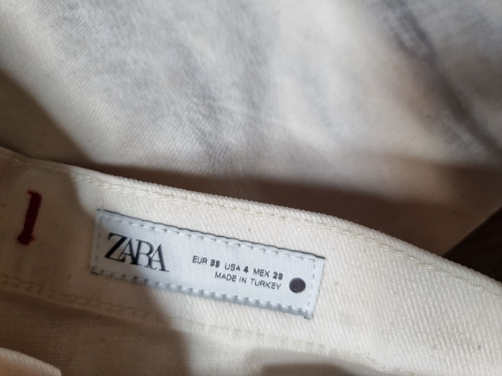 Zara Hosen: Hose Zara – Neu (gemäss Beschreibung) aus Interlaken von NataliiaS 5