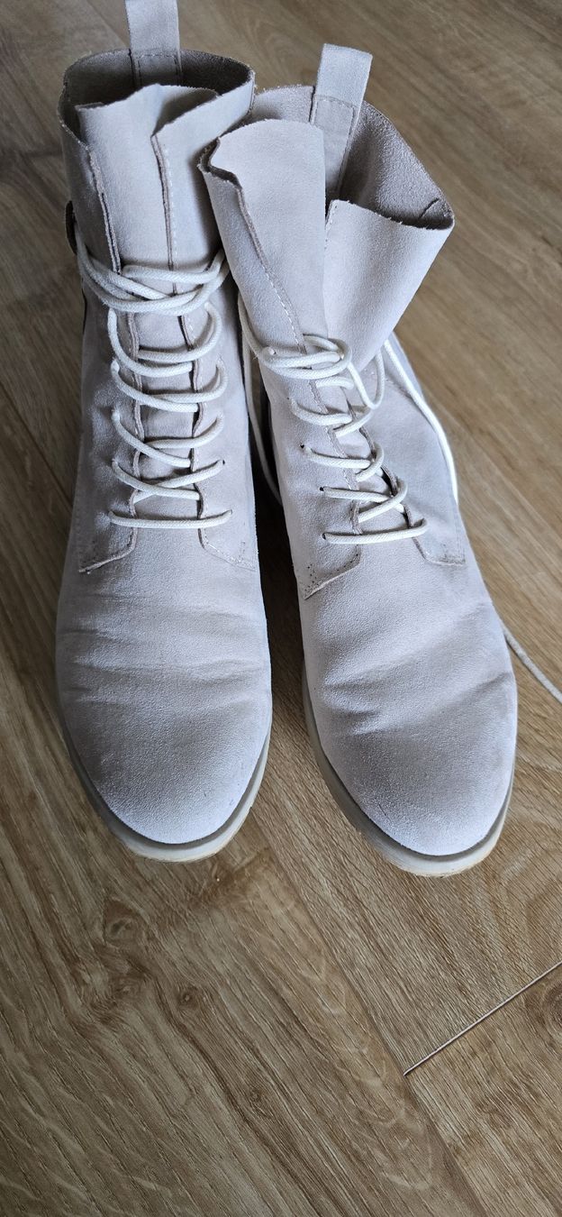 Scarpe da donna: Marko Tozzi Damen Stiefel beige Gr. 40 – Nuovo (secondo la descrizione) da Rheinau venduto da inStyleSg 1