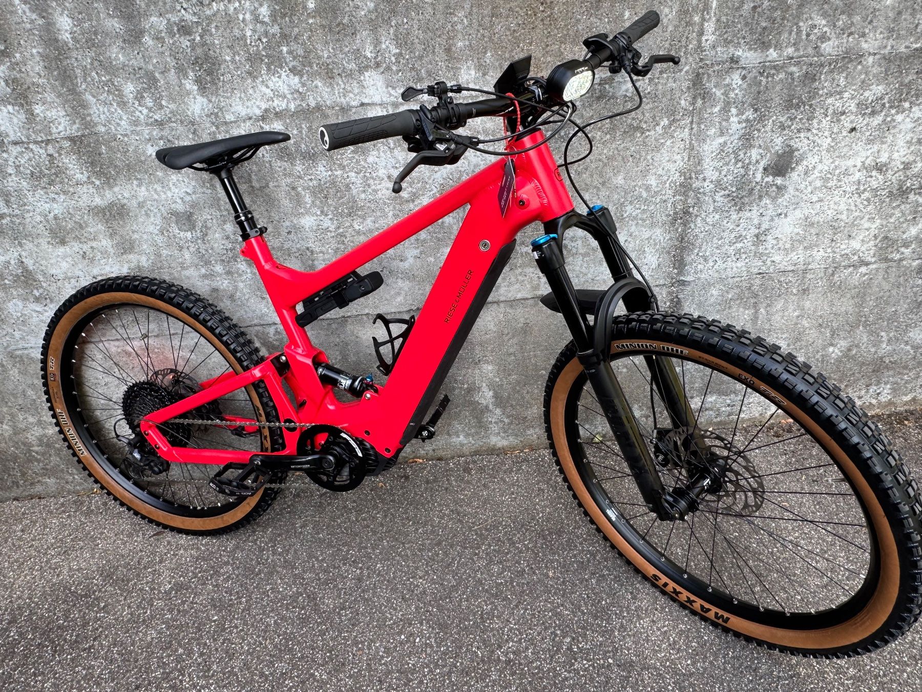 Riese & Müller Biciclette: Riese & Müller Delite Mountain  Bosch Performance Line CX – Usato da Solothurn venduto da Masa7076 1