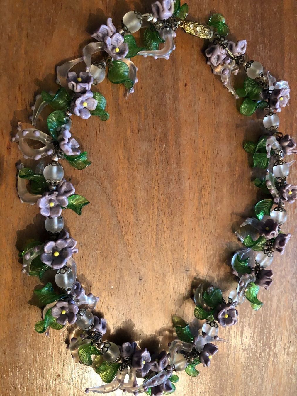 Ketten: GABLONZERGLASBLÜTEN COLLIER.Violettfarbe – Neu (gemäss Beschreibung) aus Wald ZH von mlnt 3