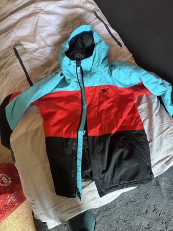 DC Snowboardjacke Gr. L, Top Zustand für den Winter!