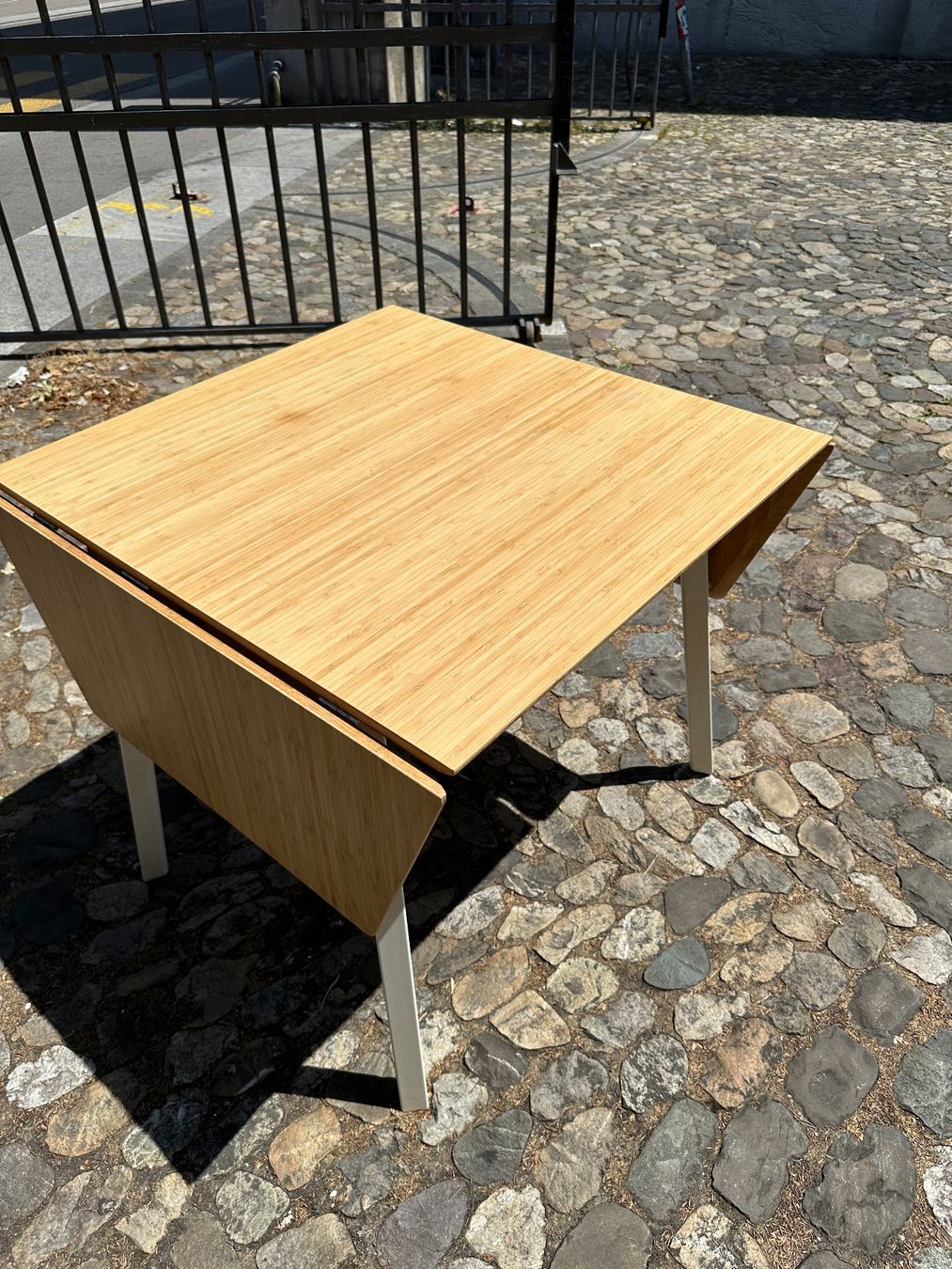 Ikea Tavoli: Ikea Tisch klappbar Design Jon Karlsson – Usato da Zürich venduto da atlantis77 3