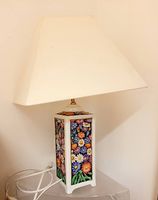 Lampe de table florale