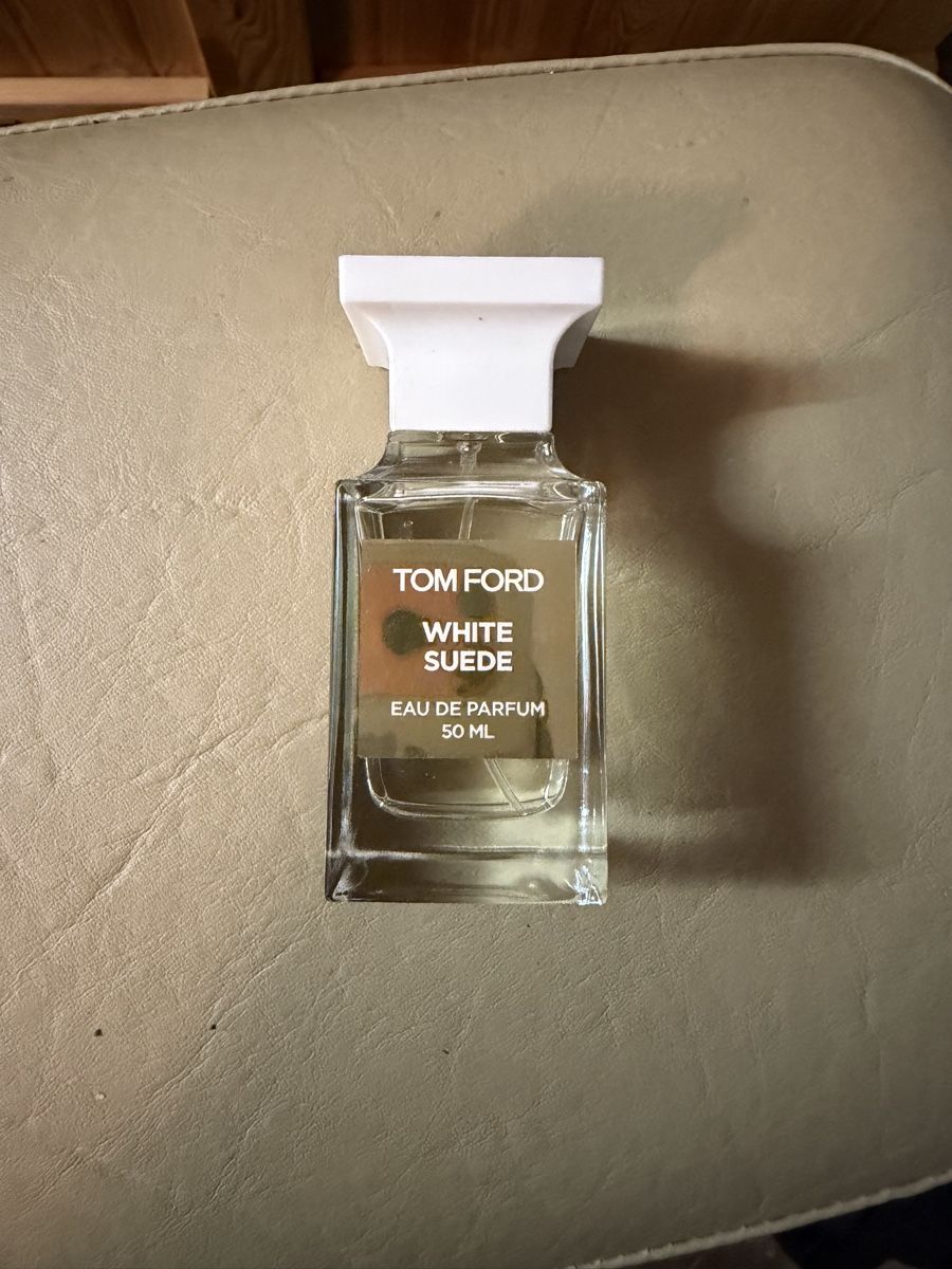 Tom Ford Profumi & Eau de Toilette: Tom Ford White Suede Eau de Parfum 50ml – Nuovo (secondo la descrizione) da Triesenberg venduto da dom_hd56