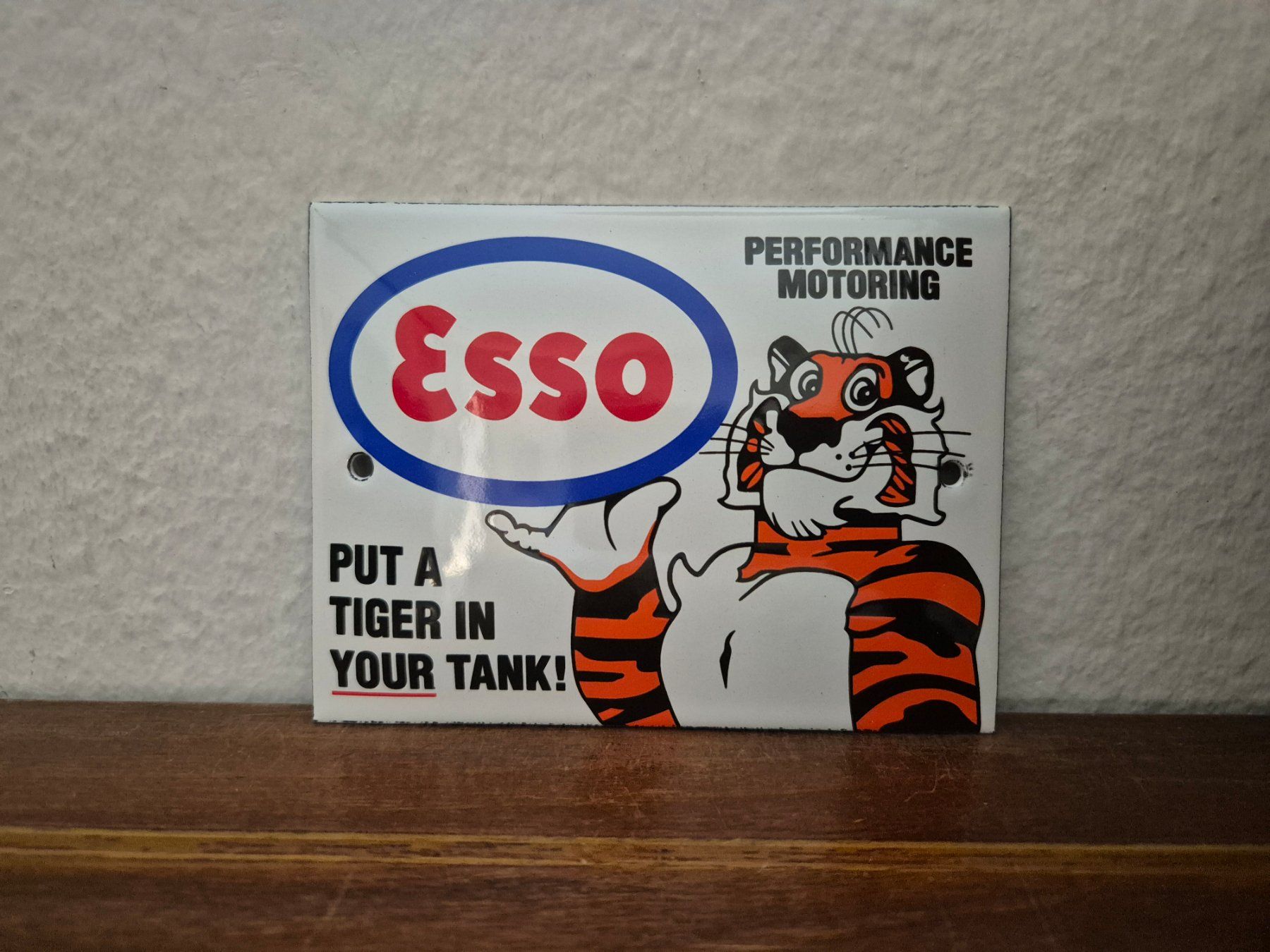 Esso Insegne: Emailschild Esso Tiger Tanksäule Garage Logo Emaille Schild – Nuovo (secondo la descrizione) da Schaffhausen venduto da pfanis09