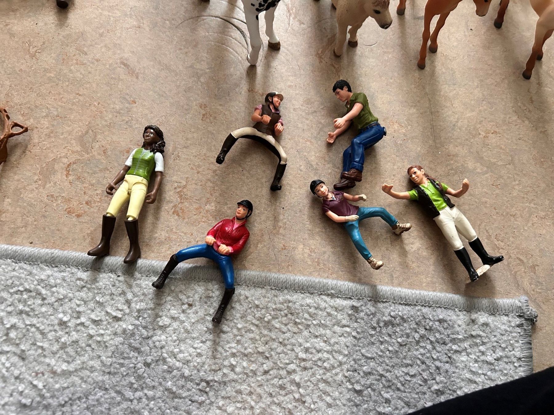 Schleich Spielzeuge: Schleich Pferde, Reiter und Zaun – Gebraucht aus Horgen von Sunshine_12399 2
