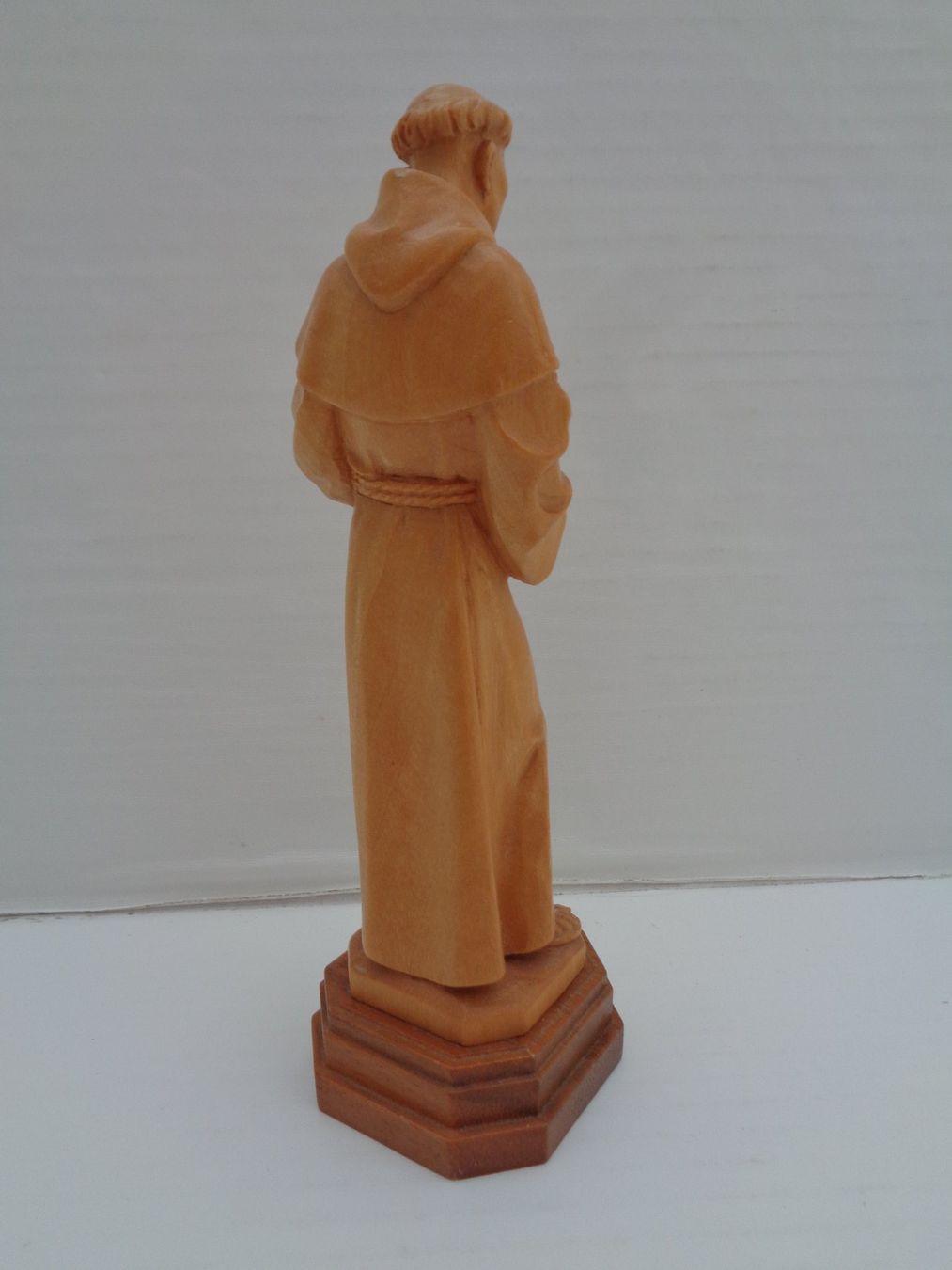 Statuette: Heiliger Antonius mit Kind aus Holz geschnitzt – Usato da Chur venduto da omonia 2