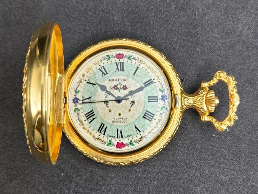 Montres: Pakfort – D'occasion à La Chaux-de-Fonds par curtitswisswatches