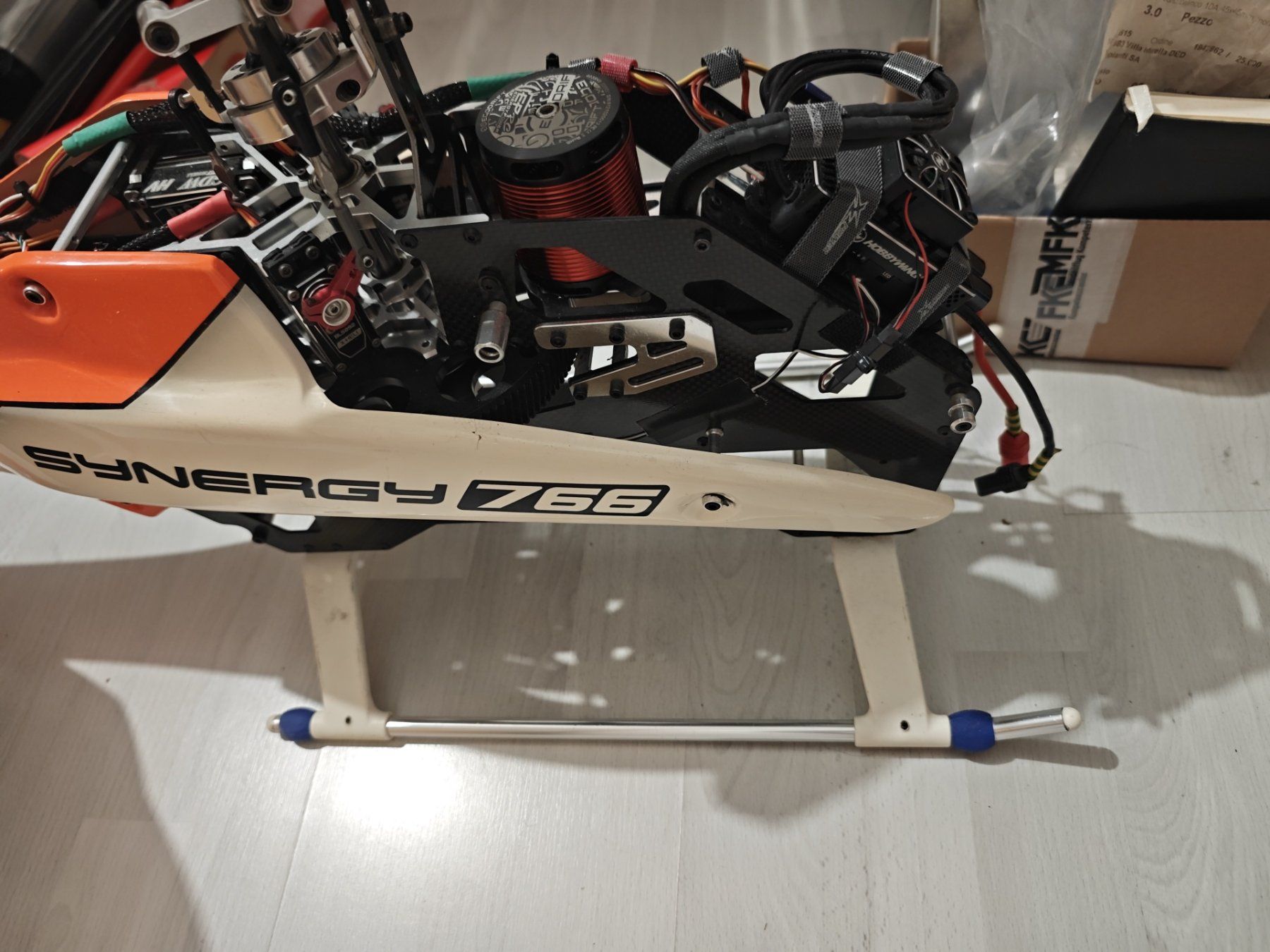 Kit di modellismo & Modellini statici: Synergy 766 ohne elecktronik – Usato da agarone venduto da Lar65 3