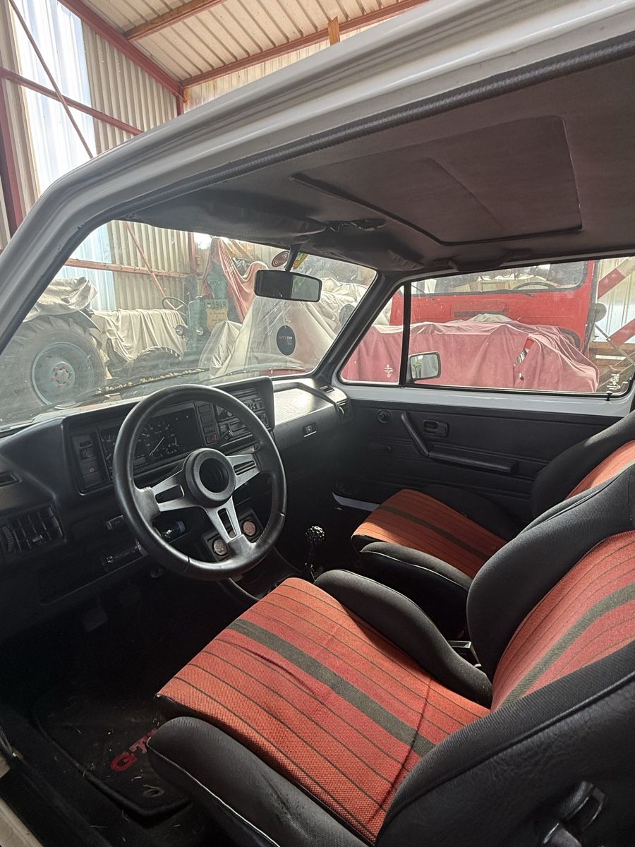 VW Autos: Golf 1 GTI – D'occasion à St-Martin FR par dom.perroud24 4
