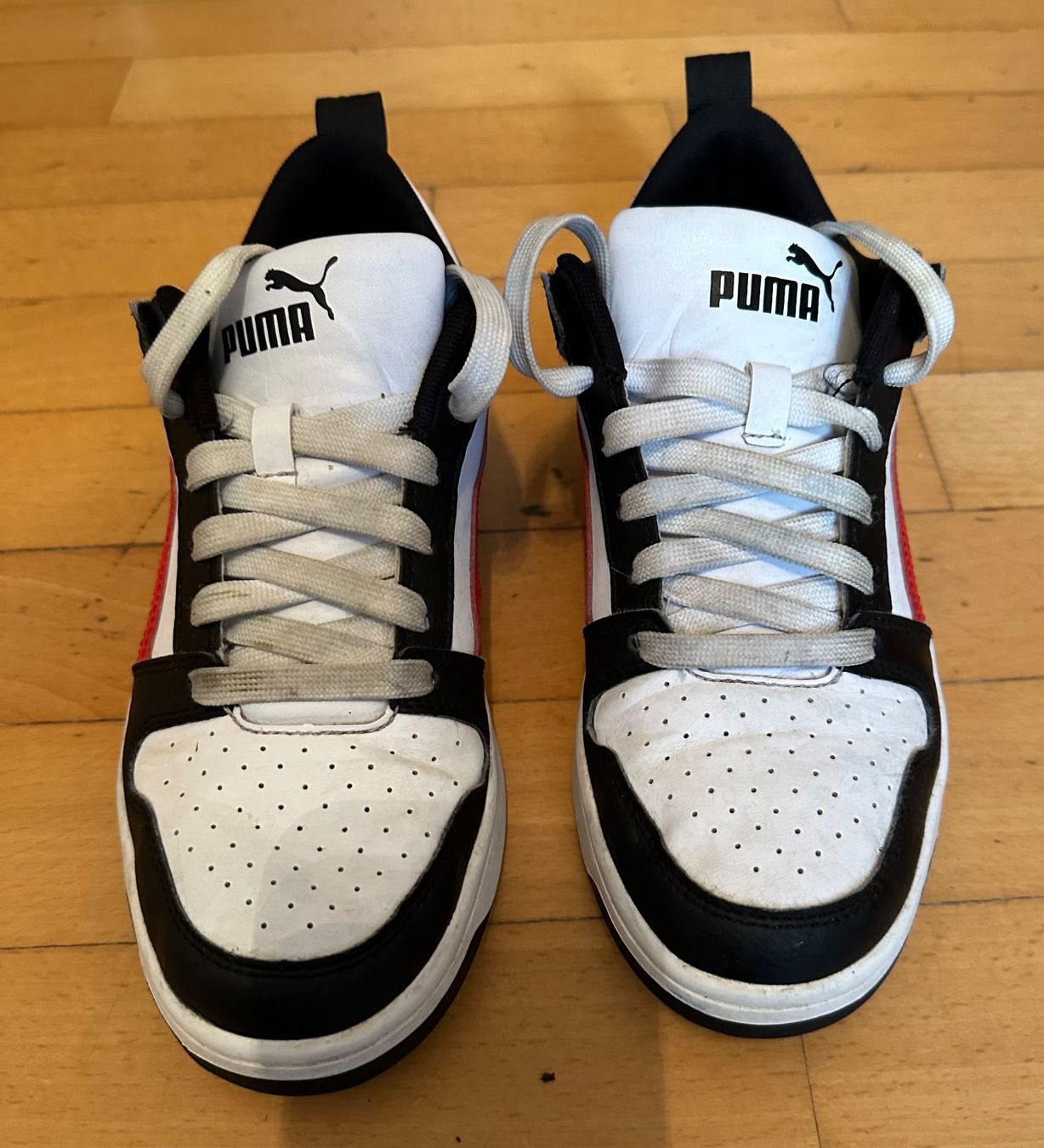 Puma Scarpe da uomo: Puma Schuhe weiss/rot Gr. 38 – Usato da Weinfelden venduto da Kud 1