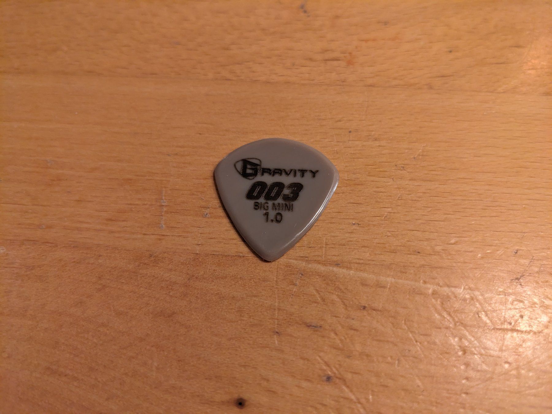 Strumenti musicali: Gravity Picks Original Gold Series - 003 Big Mini 1.0 mm – Nuovo (secondo la descrizione) da Ostermundigen venduto da HKCoreblade 1