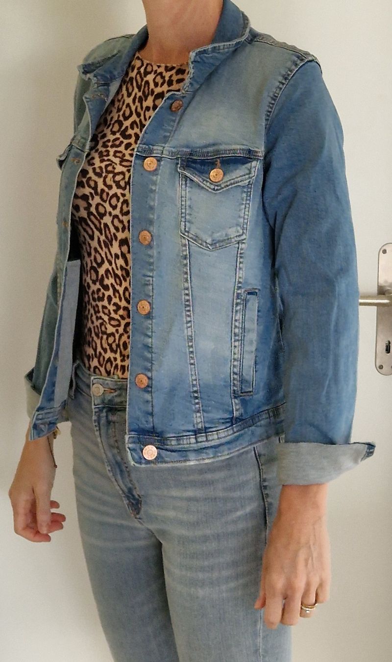Only Giacche: Only Jeans Jacke, Gr. 38 – Usato da Bettlach venduto da Vasi31