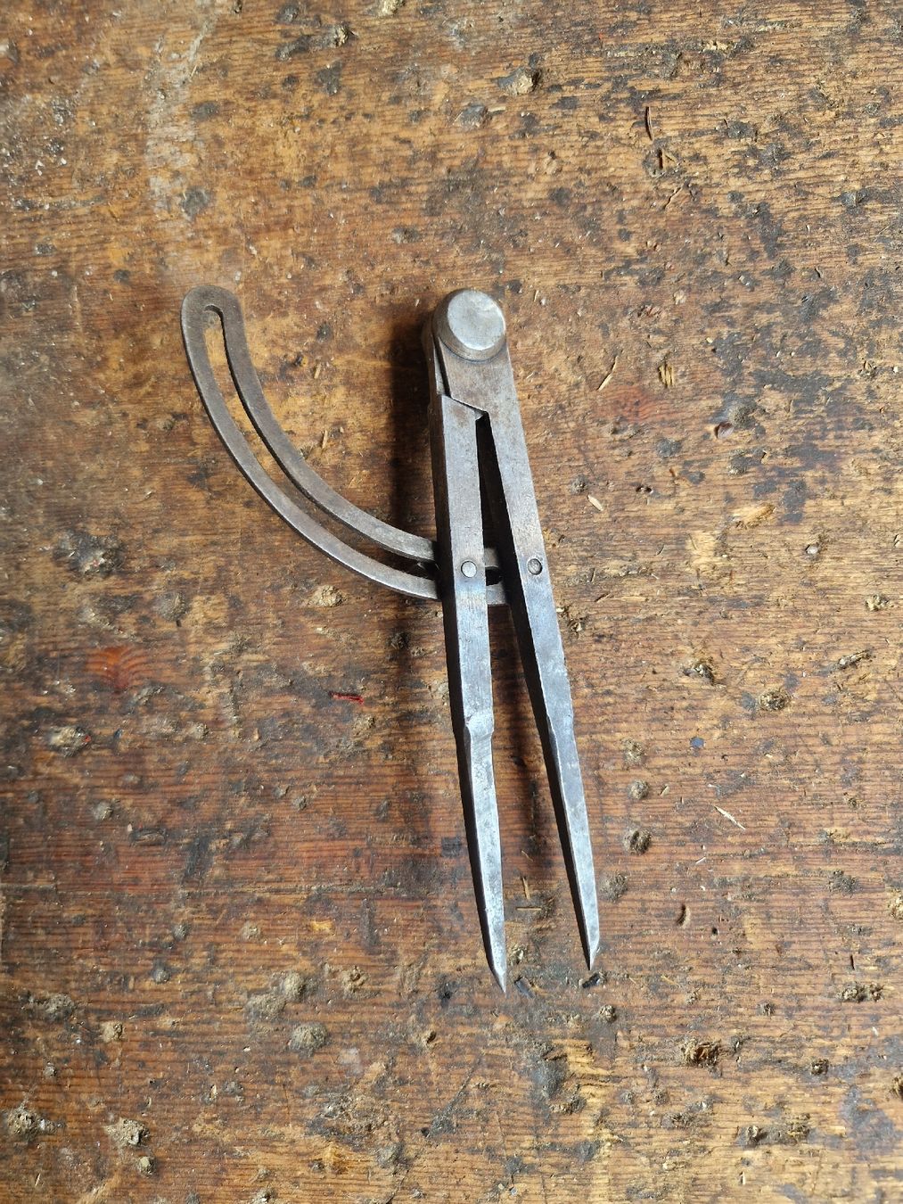 Compassi: Messwerkzeug Zirkel Metall gebraucht – Usato da Knutwil venduto da mey_cm9n 1