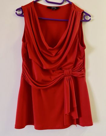 Haut élégant rouge - taille UK 14 / EUR 40