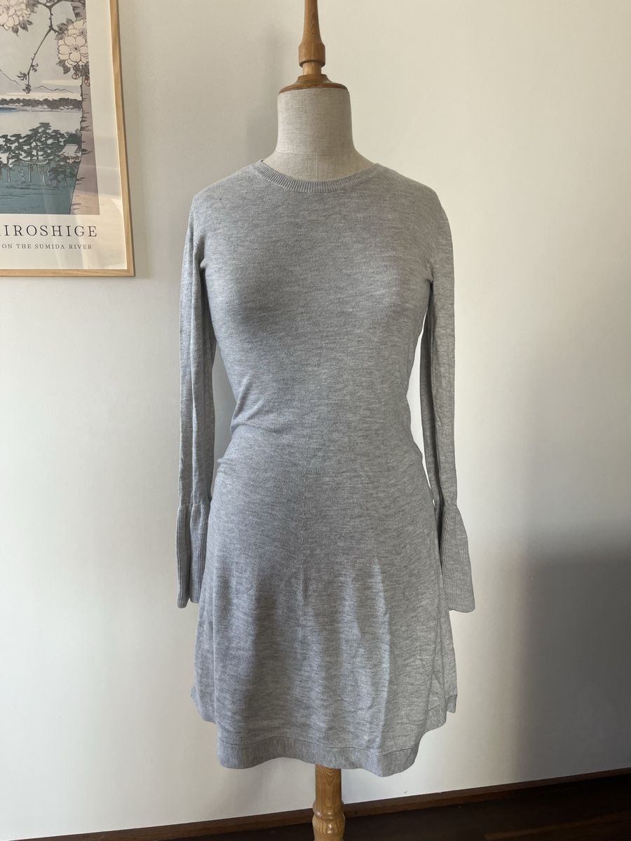 Kleider: Graues Strickkleid – Gebraucht aus Cunter von tiramisuuu_