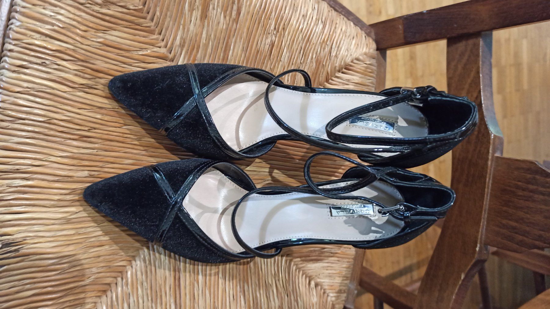 Kurt Geiger Scarpe da donna: Kurt Geiger Carvela Pumps – Nuovo (secondo la descrizione) da Zürich venduto da mikosi 1