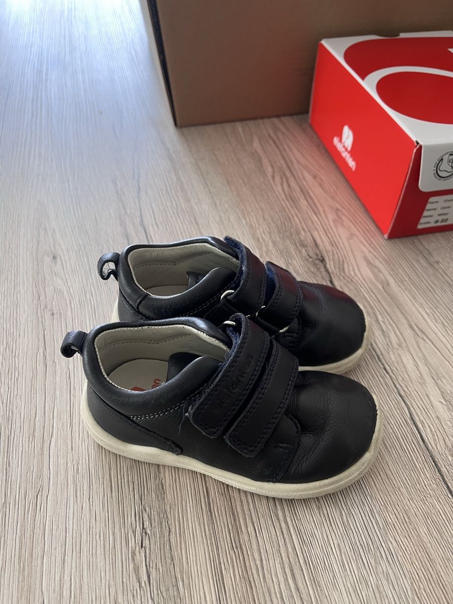 Scarpe per ragazzi: Jungenschuhpackung Größe 22 – Usato da Bürglen TG venduto da Sunny005 2
