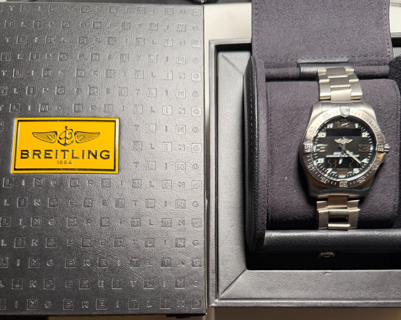 Breitling Uhren: Breitling Aerospace EVO E79363 / BOX & PAPERS – Gebraucht aus Nänikon von dts_j6j5