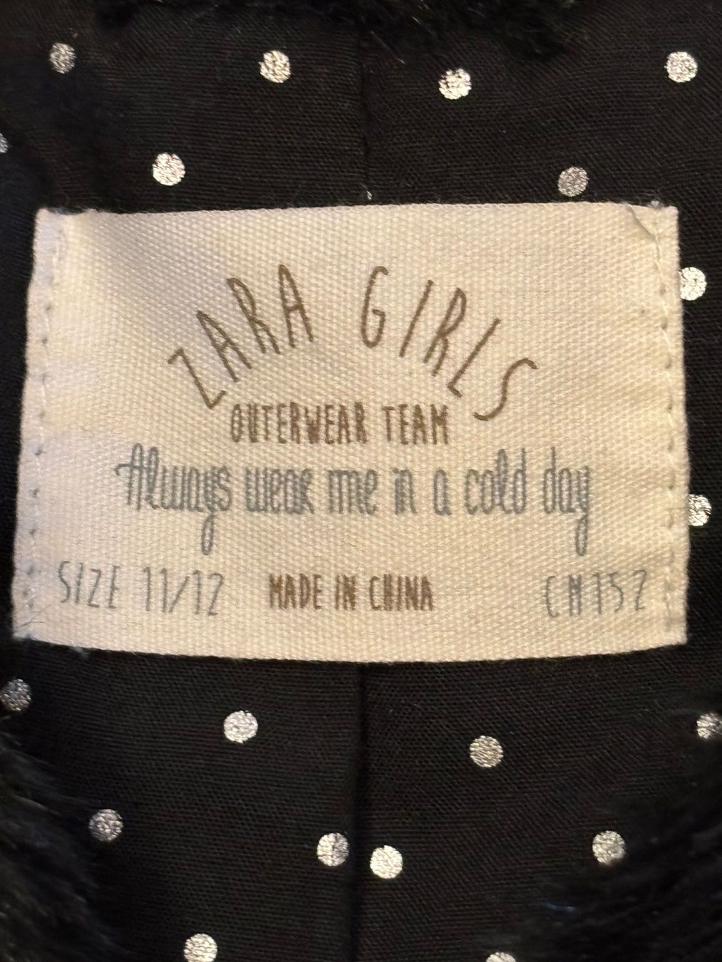Zara Autres vêtements fille: Gilet Gr. 152 – D'occasion à Genève par Livsonman 2