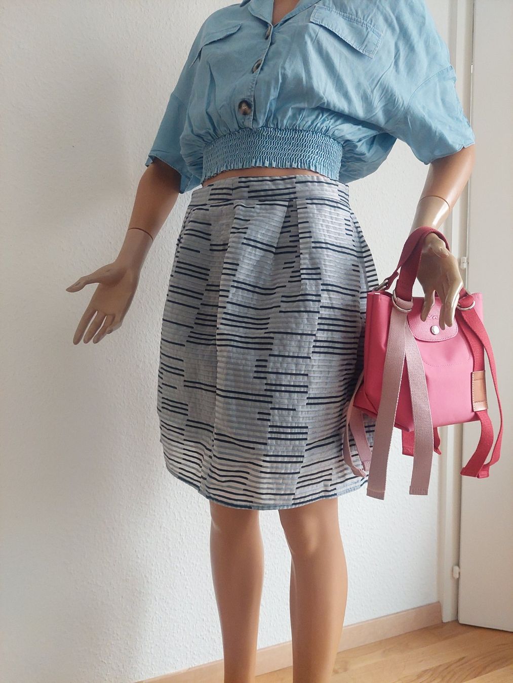 Max Mara Gonne: Jupe grise bleue soirée originale rayures Max&CO., taille 38 – Usato da Genève venduto da a_t_g5kq