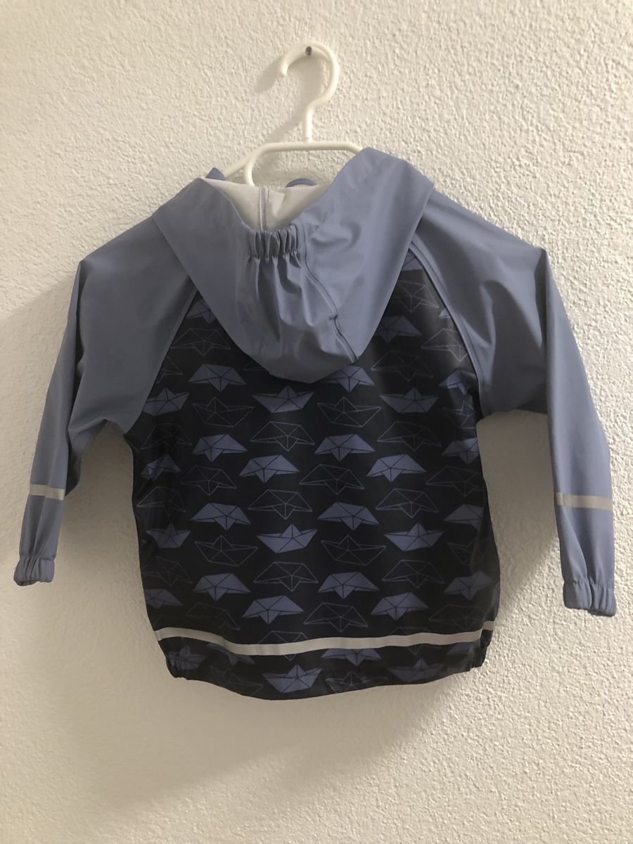Giacche & Cappotti: Kinder Regenjacke – Usato da Solothurn venduto da galinka