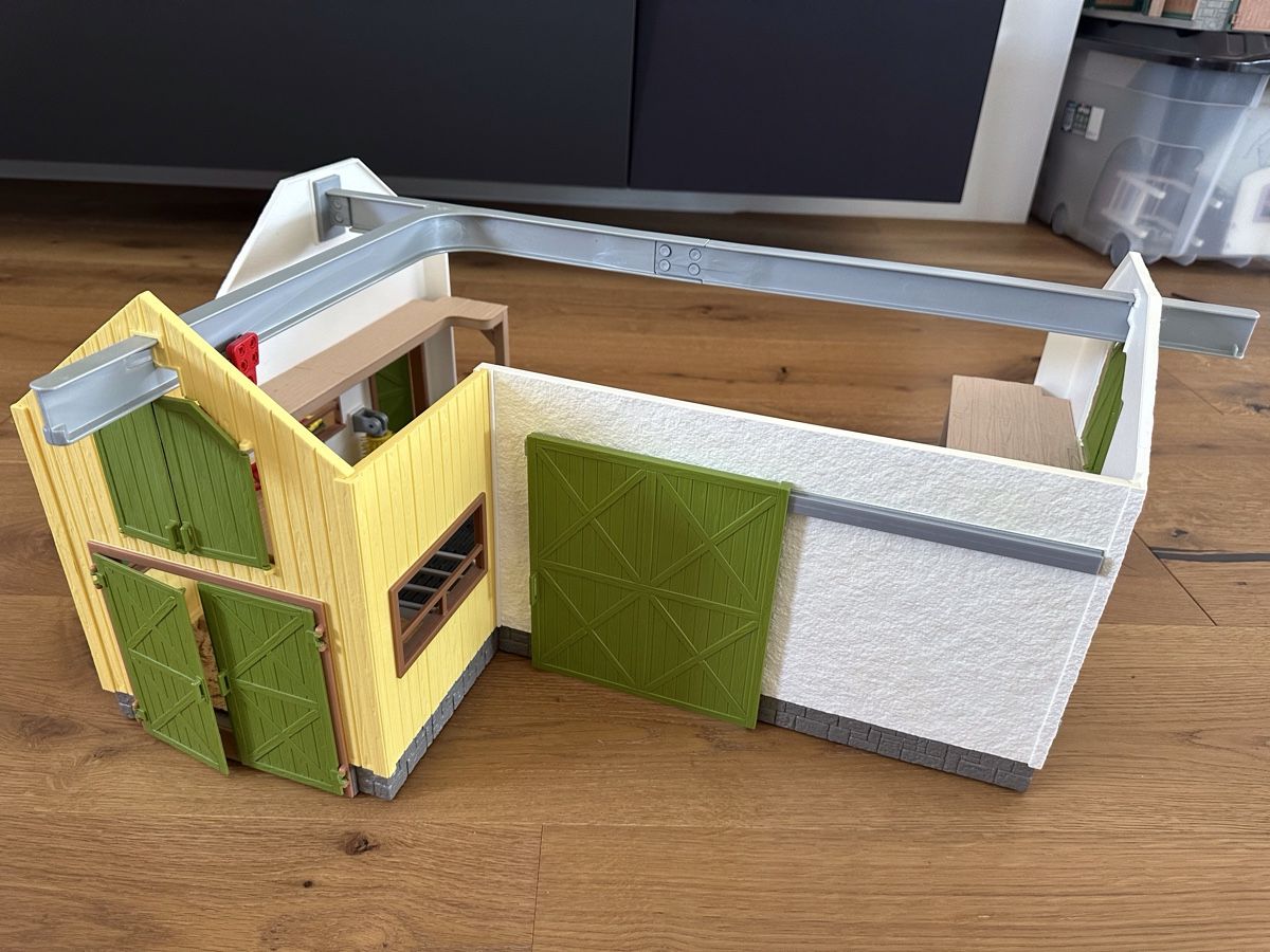 Schleich Spielzeuge: Schleich Bauernhof mit Zubehör – Gebraucht aus Baar von joro11 9
