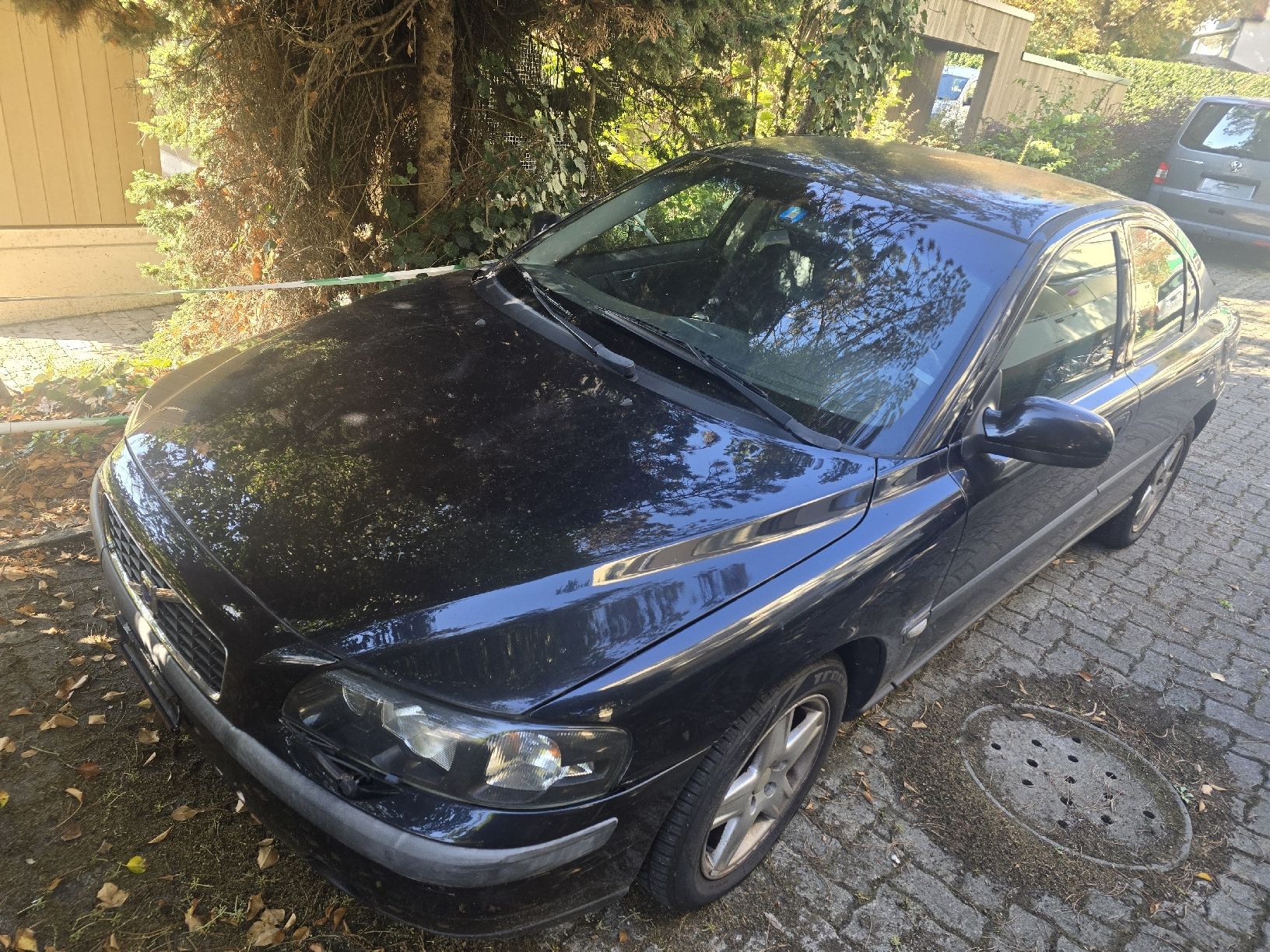 Volvo Automobili: Volvo S60 2.5 – Usato da Moosseedorf venduto da R.ismailji