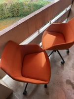 2 orange Bürostühle  2 Stück