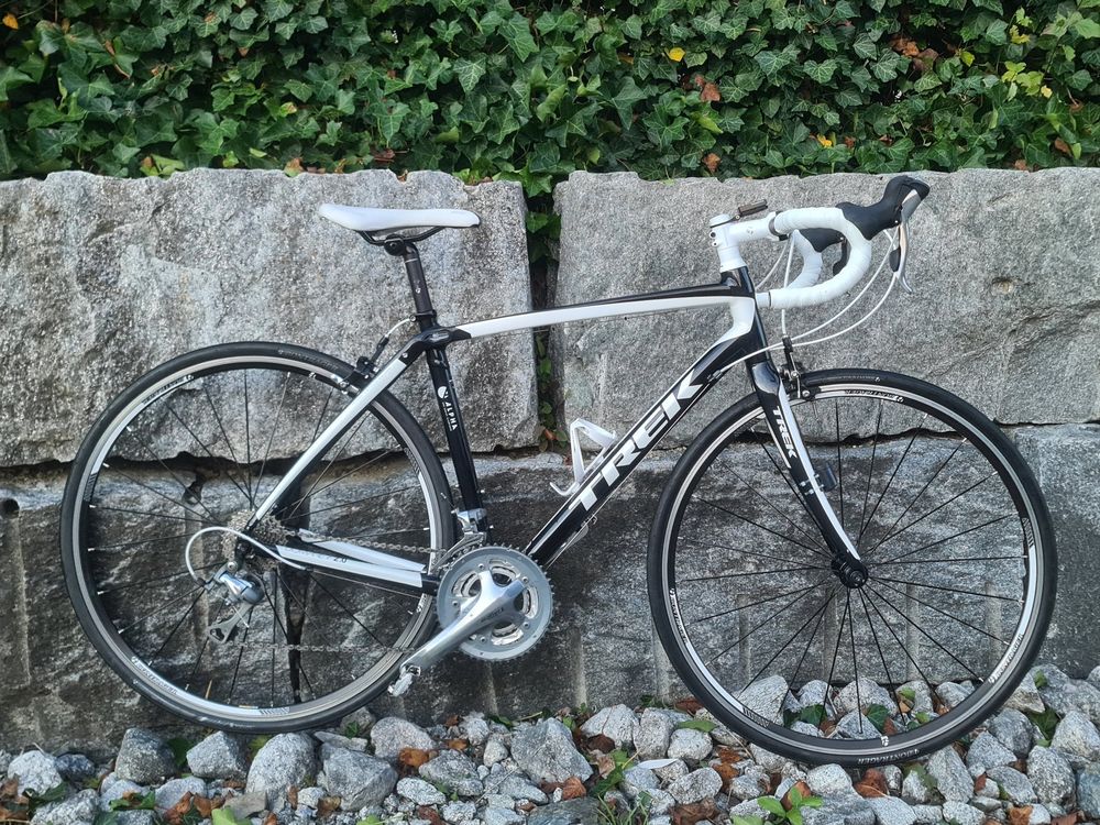 Trek domane deals 2.0 for sale