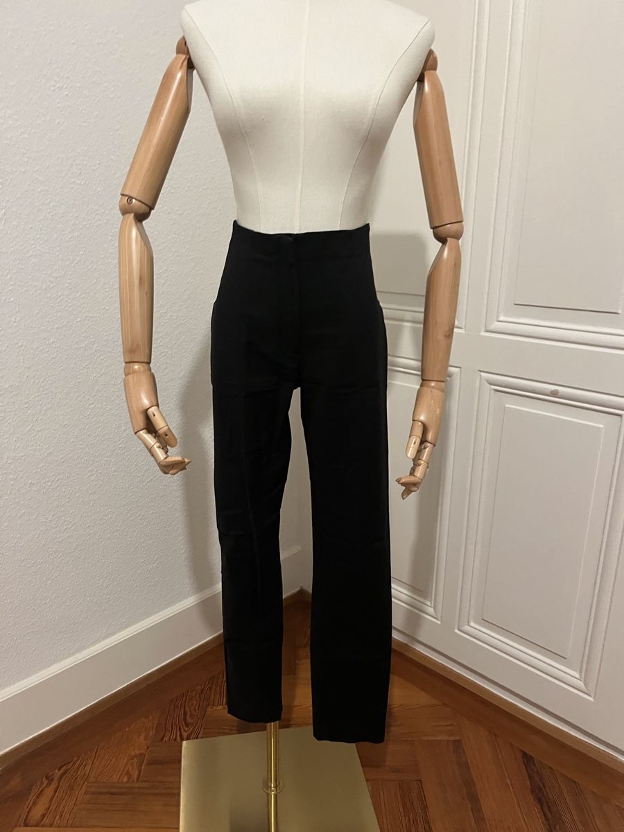 Mango Pantaloni: Stylish Mango Black Pants - Size 40 - great condition! – Usato da Mies venduto da Nib2011 1